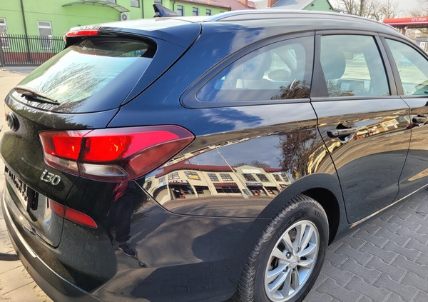 Hyundai I30 cena 41000 przebieg: 160000, rok produkcji 2019 z Łaszczów małe 92